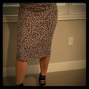 Leopard print pencil skirt